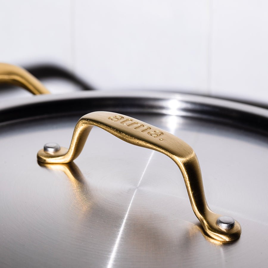 The Wok en inox, manche doré - 28 cm